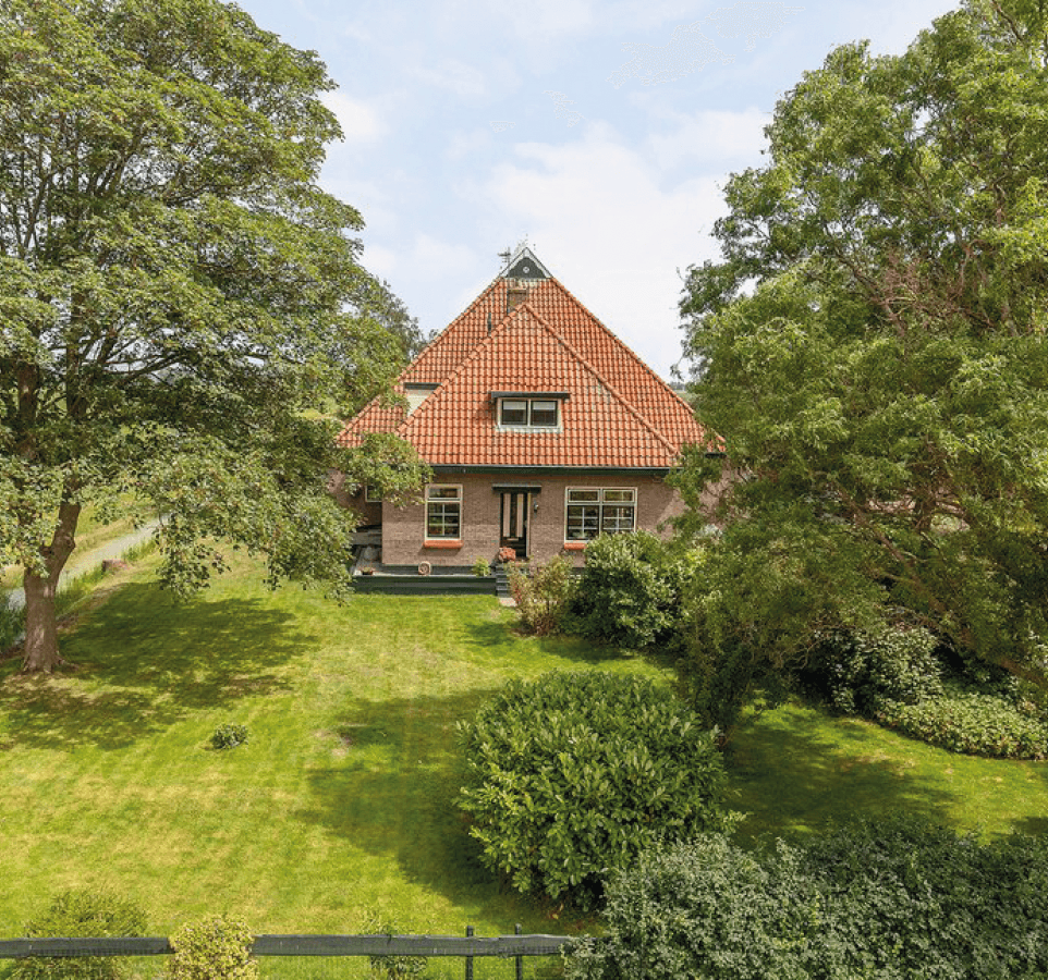 De voormalige woonboerderij van Wil en Frank in Langelille