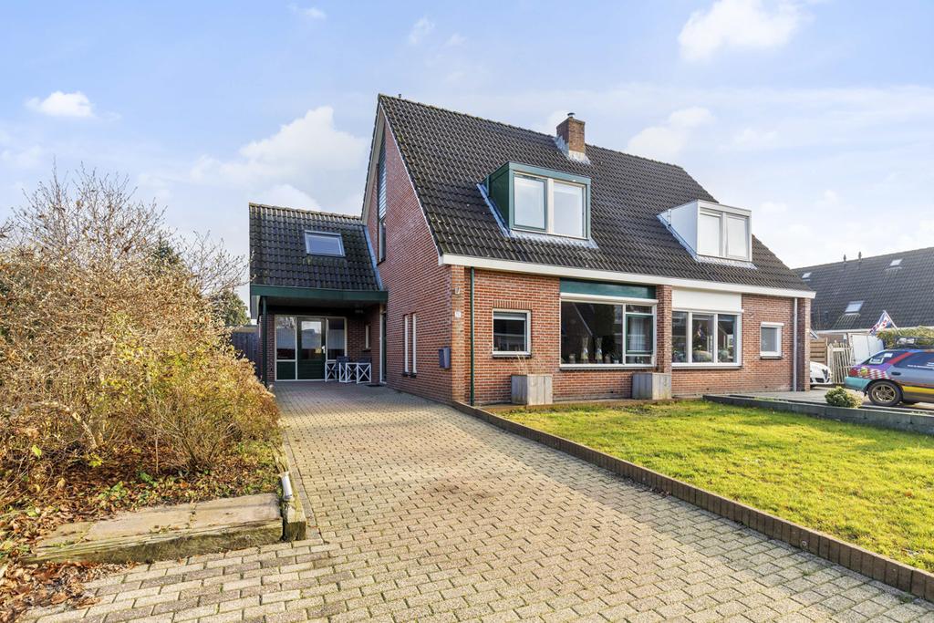De Bast 70, Sint Nicolaasga