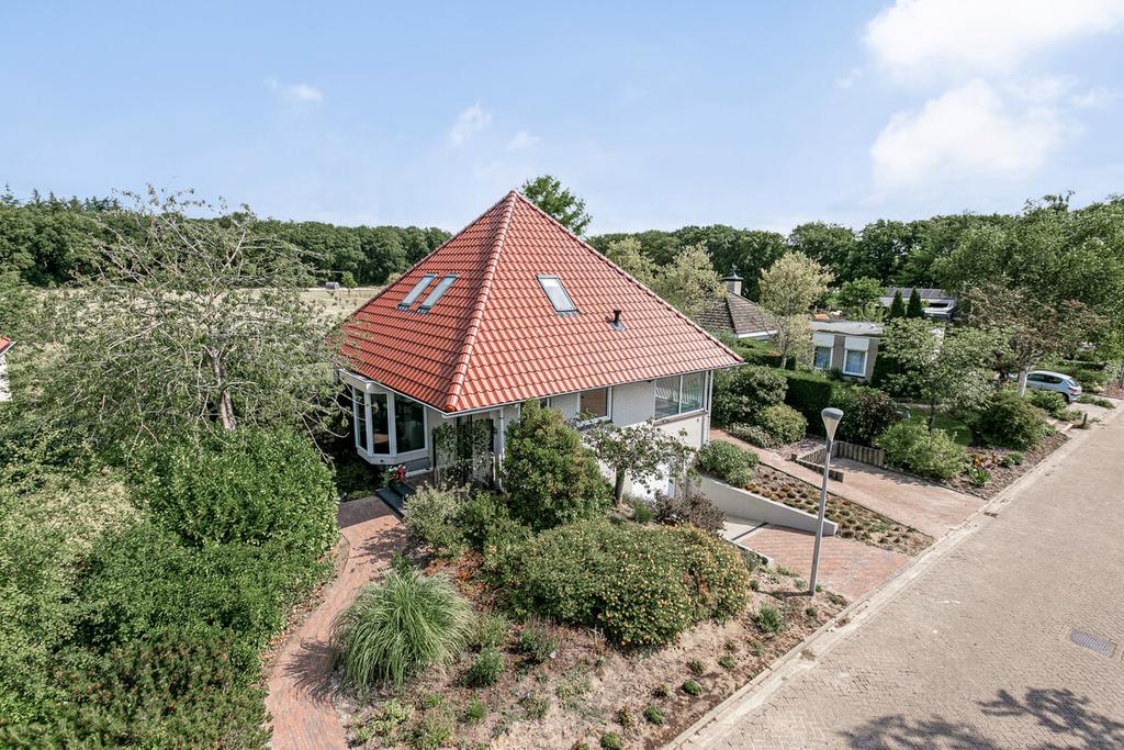 Stiendollen 35, Oudemirdum