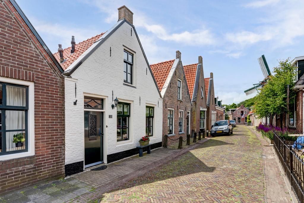 De Kamp 10, Woudsend