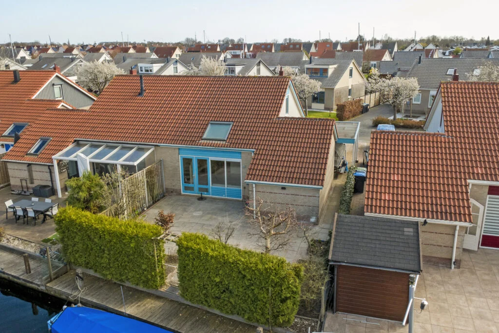 Kemphaan 30, Lemmer